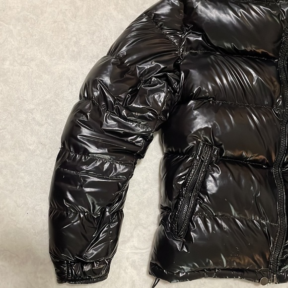 Moncler Maya Mens DownJacket - Picture 10 of 17